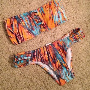 San Lorenzo hipster strap L top S bottom