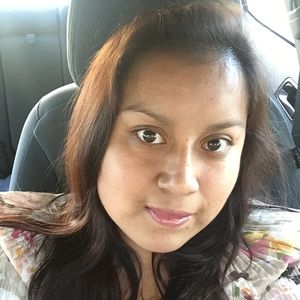 Meet your Posher, Beatriz