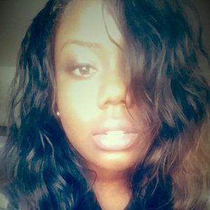 Meet your Posher, Donnisha