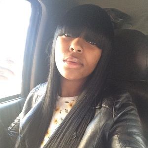 Meet your Posher, Tanisha