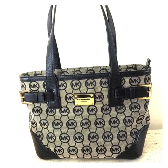Medium size Michael Kors tote