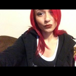 Meet your Posher, Jael