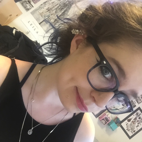 ✨Meet your Posher!✨ - Picture 3 of 4