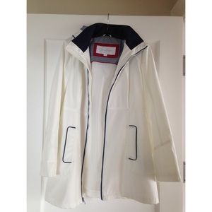 Jessica Simpson white rain coat