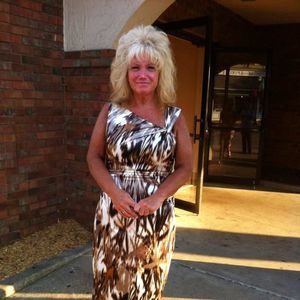 Meet your Posher, Jackie