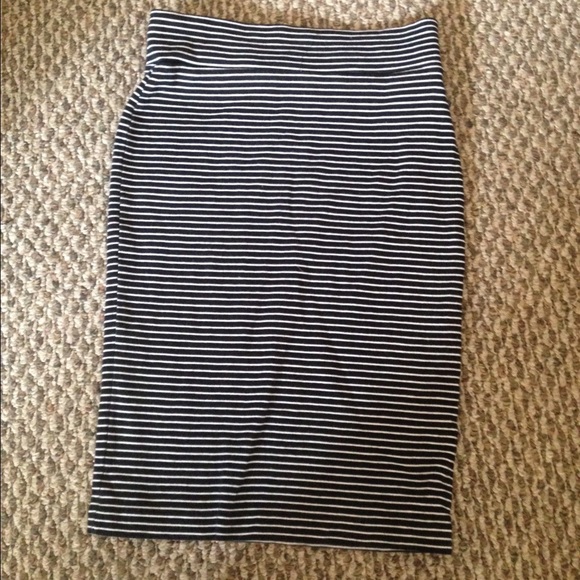 Forever 21 Striped Pencil Skirt