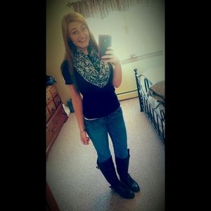 Meet your Posher, Michaela