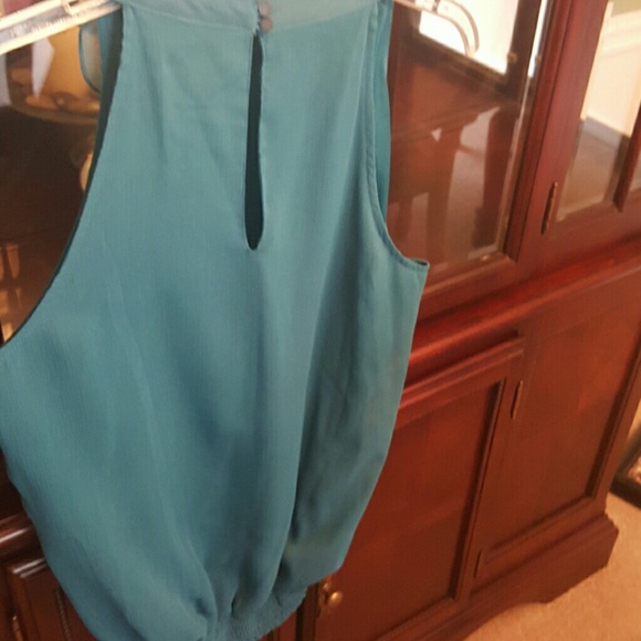 Turquoise Ruffled Top - Picture 2 of 4