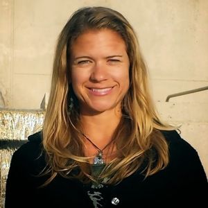 Meet your Posher, Leigh