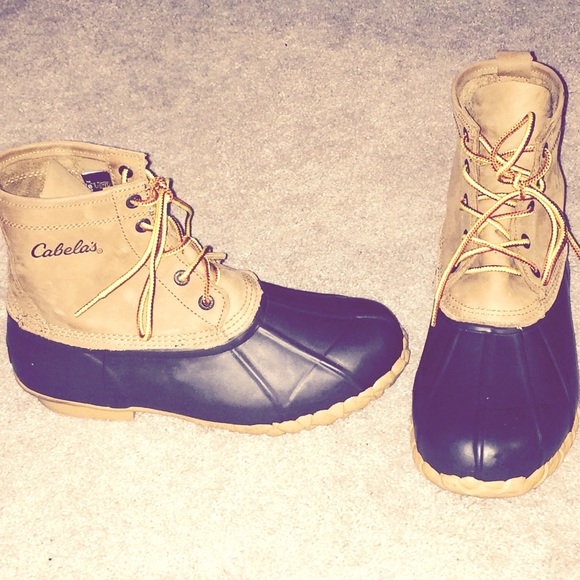 Cabela's Duck Boots. Mens size 8, fit women's 9.