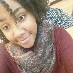 Meet your Posher, De'ja