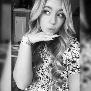 Meet your Posher, Maddie