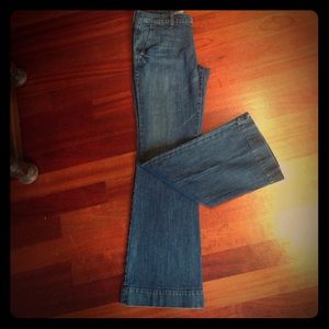 Banana Republic flattering jeans
