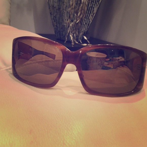 Oliver peoples sunglasses