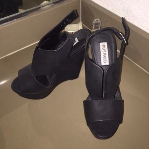 Steve Madden wedges