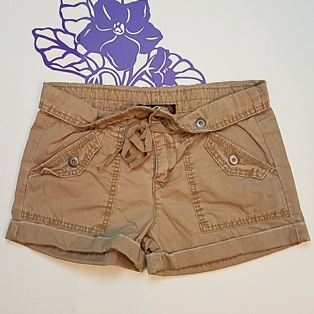 Levi's Jeans shorts.                          0059