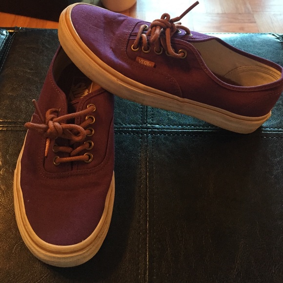 purples vans!