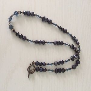 {DYT T2} Navy Blue Beaded Necklace