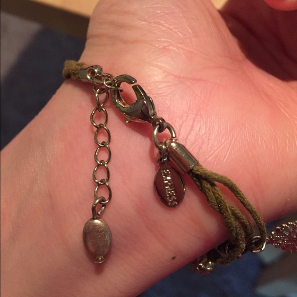 EXPRESS bracelet 😍 - Picture 3 of 4