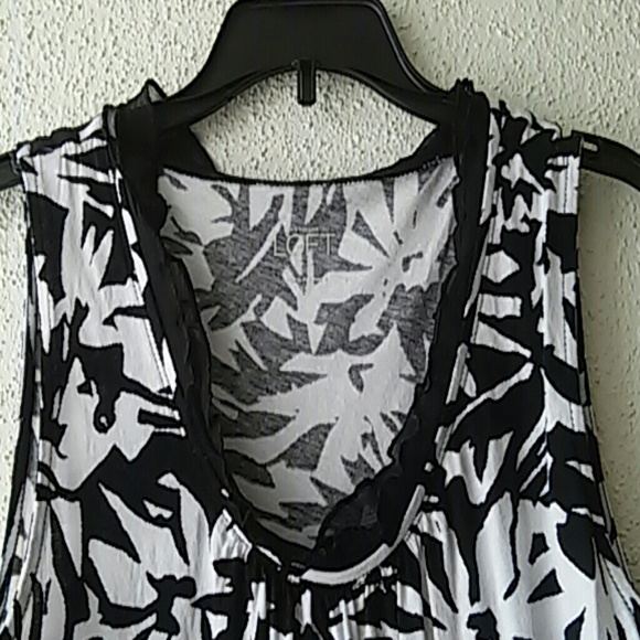 Ann Taylor Loft Sleeveless Top, Sz XSP - Picture 2 of 3