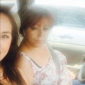 Meet your Posher, Corina