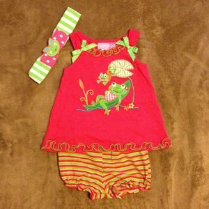 🎀 12 month old Very cute frog outfit 💟
