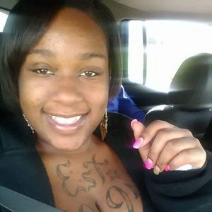 Meet your Posher, Aisha