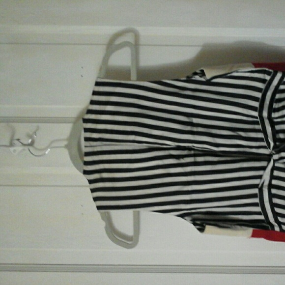 Vest - Picture 3 of 4