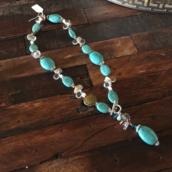 Faux turquoise and bead  necklace.