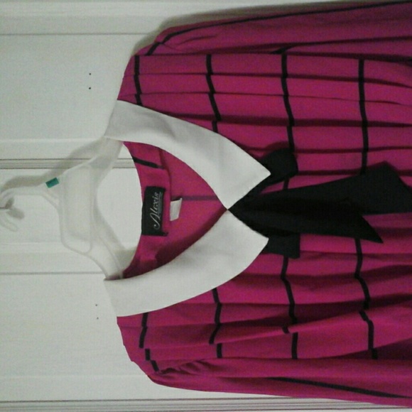 Dress and jacket - Picture 4 of 4