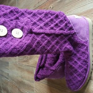 Purple knit UGGS.