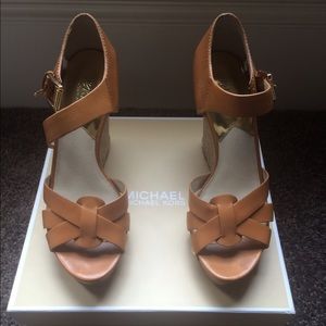 Michael Kors somerly wedge