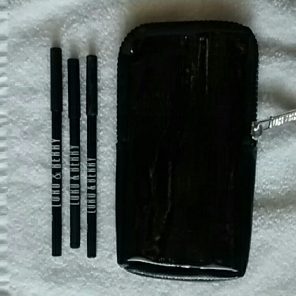 Lord & berry black eyeliner wardrobe