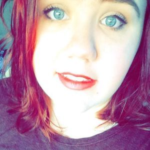 Meet your Posher, Emmaraye