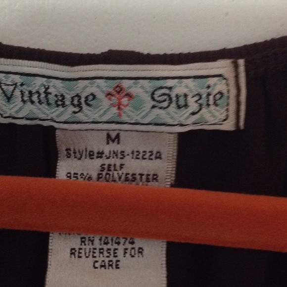 SOLD - Top - Picture 4 of 4