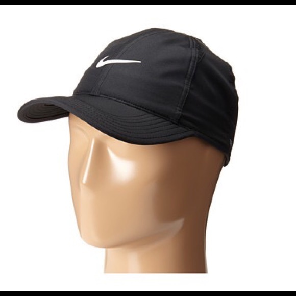 Nike Accessories - NIKE UNISEX FEATHER LIGHT HAT
