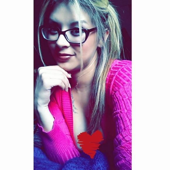 Meet your Posher, Francisca - Picture 1 of 1