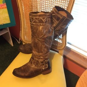 Corral riding boots