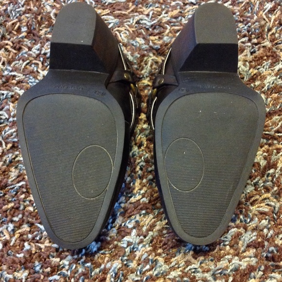 ****SOLD**** Listing!  LIKE NEW Brown Booties - Picture 4 of 4