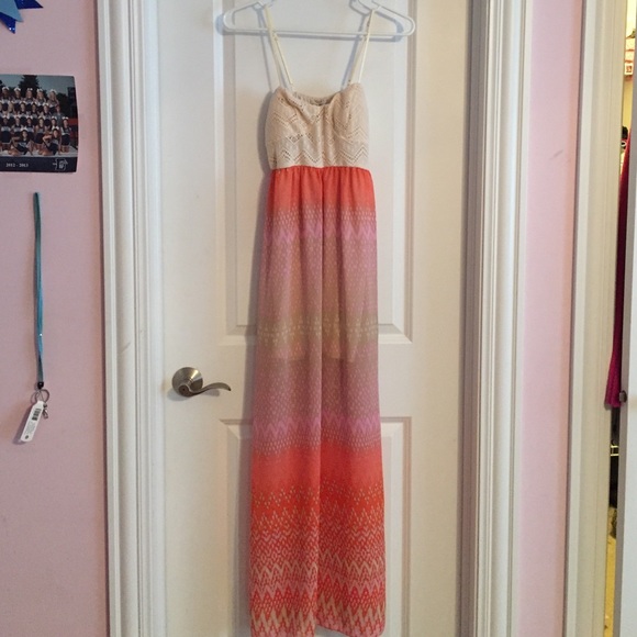 Maxi dress
