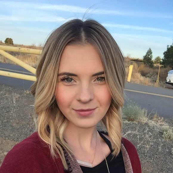 Meet your Posher, Kailee