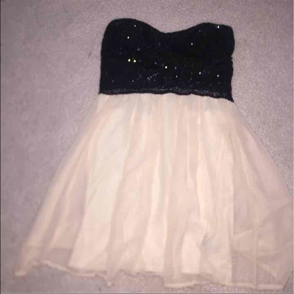 Party/ homecoming dress