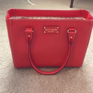 SOLD 🎉Kate Spade Wellesley Quinn