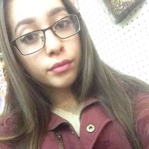 Meet your Posher, Shaima