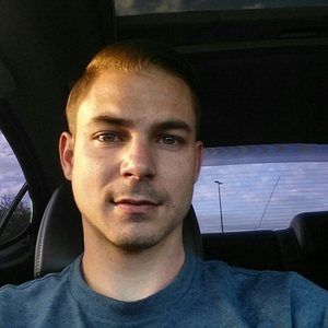 Meet your Posher, Cameron