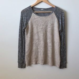 Long sleeved top