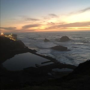 Meet your Posher, Leticia