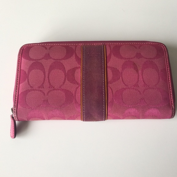 Coach Signature Pink Wallet