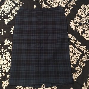 Plaid pencil skirt