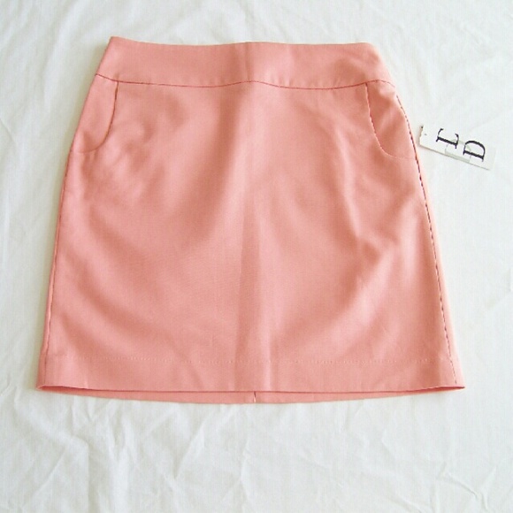 Light peach mini skirt
